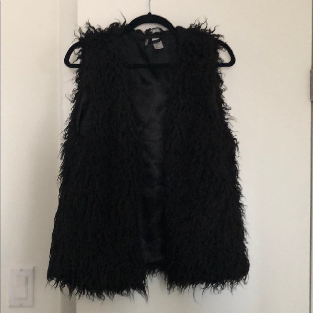 H&M Faux Fur black Vest